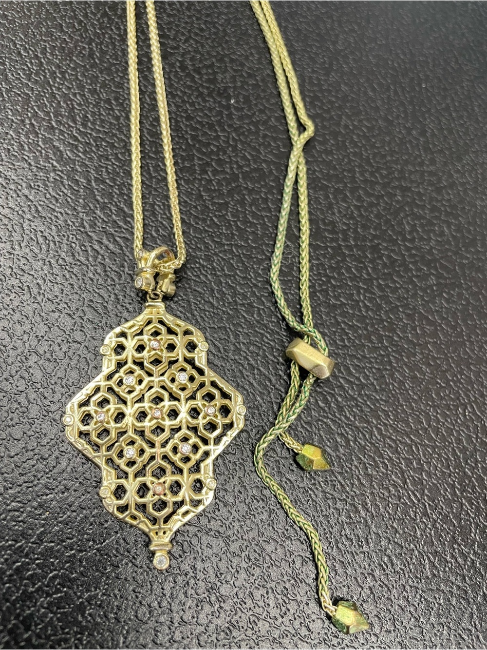 Kendra Scott Gold Filigree Lattice Pendant Necklace